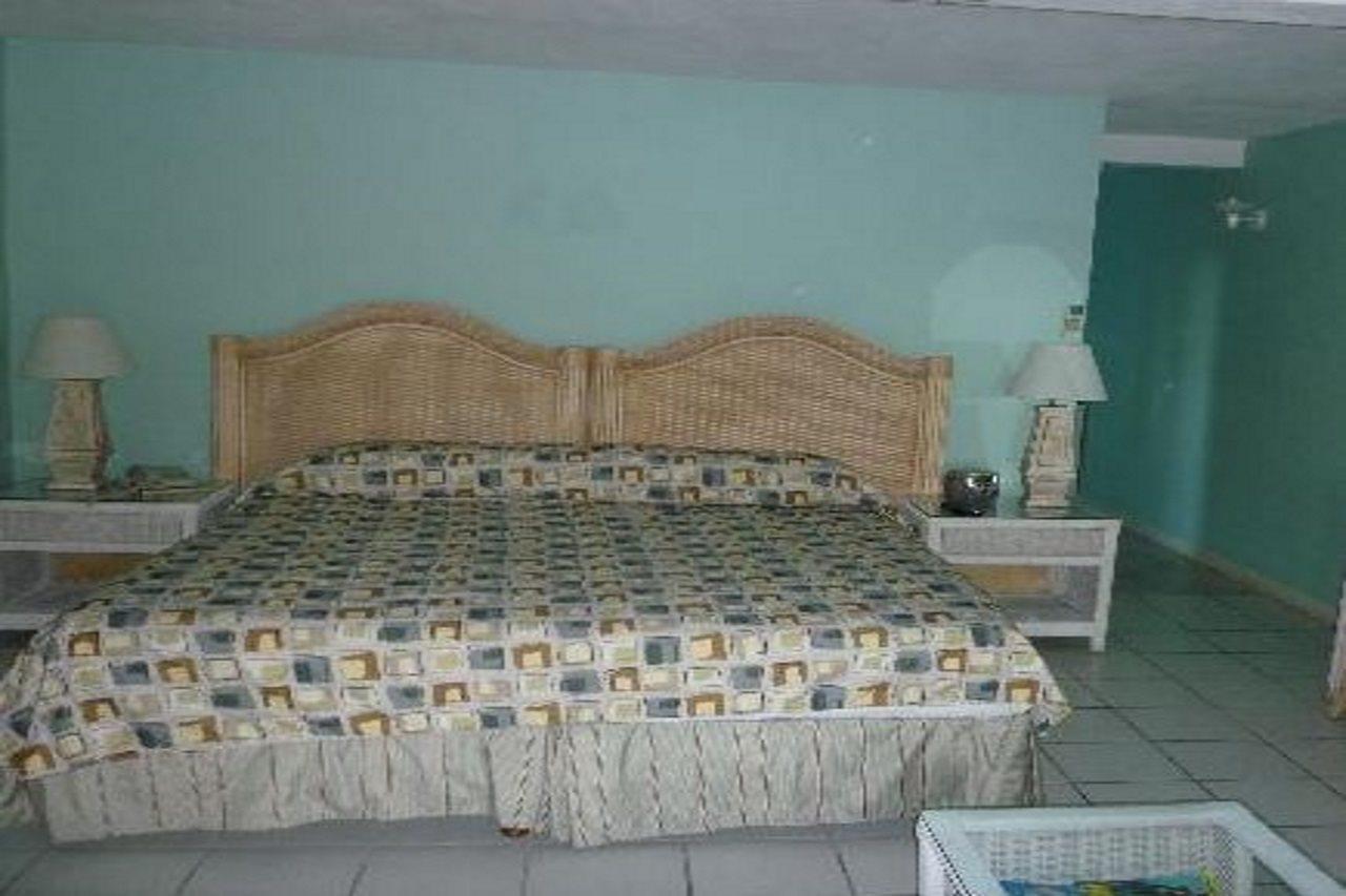 Trade Winds Hotel Dickenson Bay Zewnętrze zdjęcie