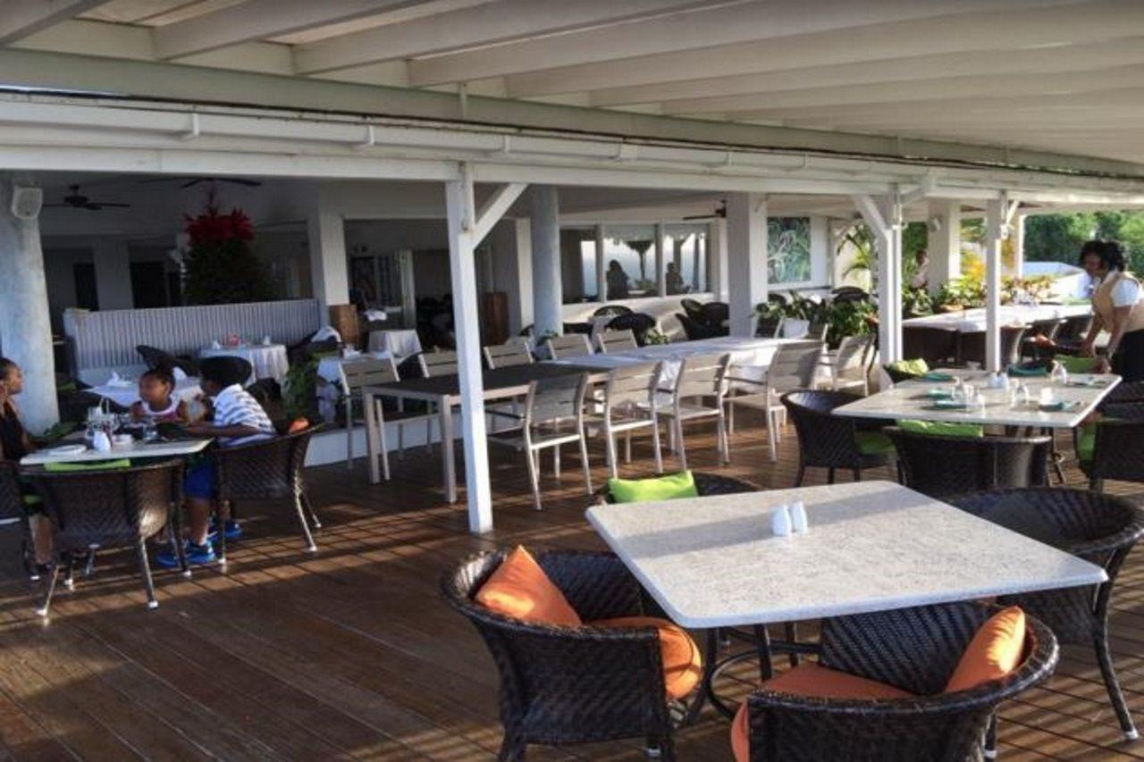 Trade Winds Hotel Dickenson Bay Zewnętrze zdjęcie
